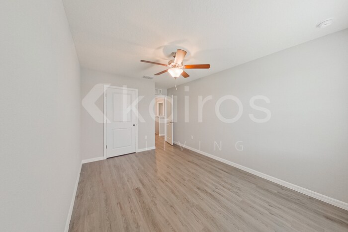 Building Photo - 4451 SW 85 Ln