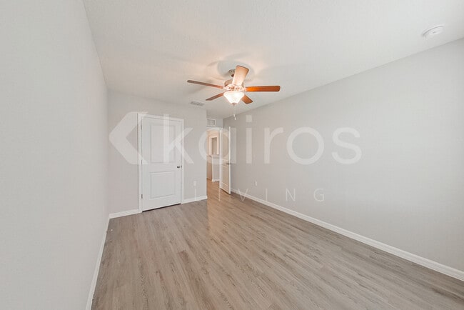 Building Photo - 4451 SW 85 Ln