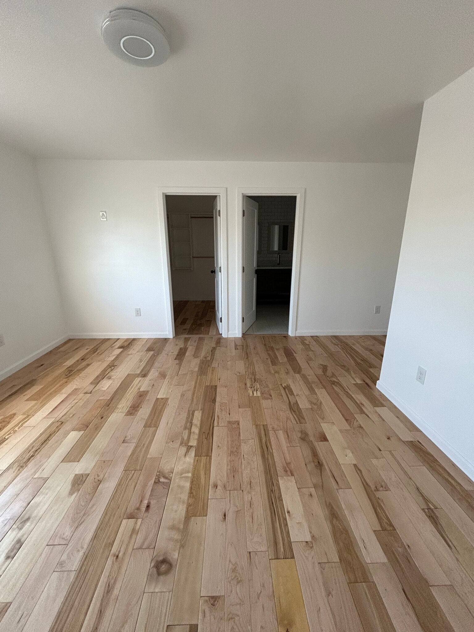 Building Photo - 110 Bison Ln