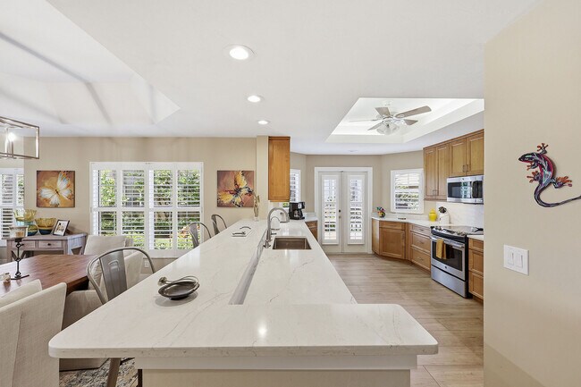 Building Photo - 26868 Wedgewood Dr