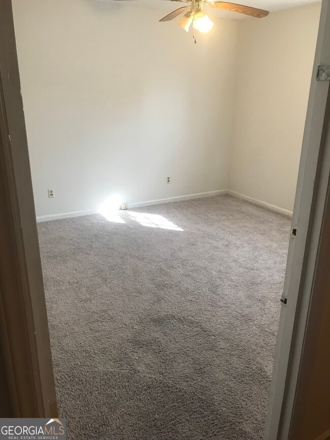 Building Photo - 120 Boley Dr