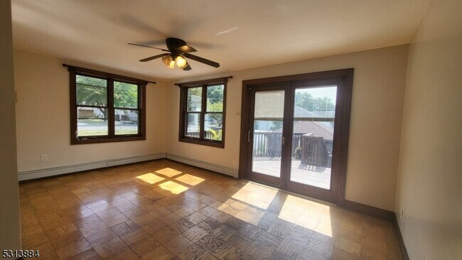 Building Photo - 47 Hackensack Ave