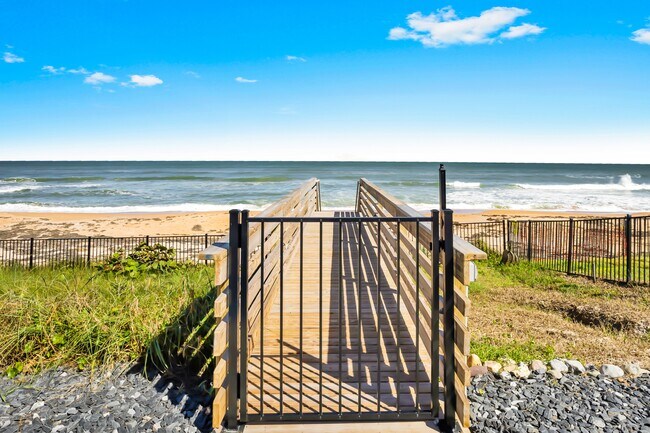 Building Photo - 435 Ocean Shore Blvd