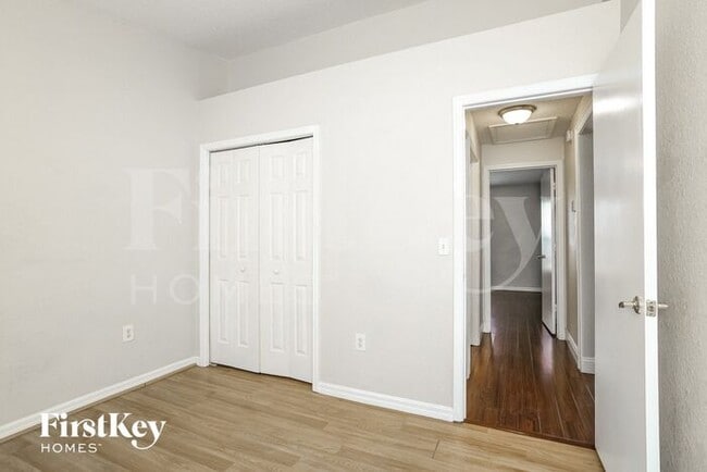 Building Photo - 706 Tartan Loop