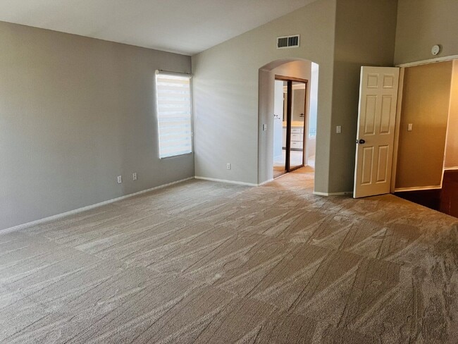 Building Photo - 4984 Riding Ridge Rd