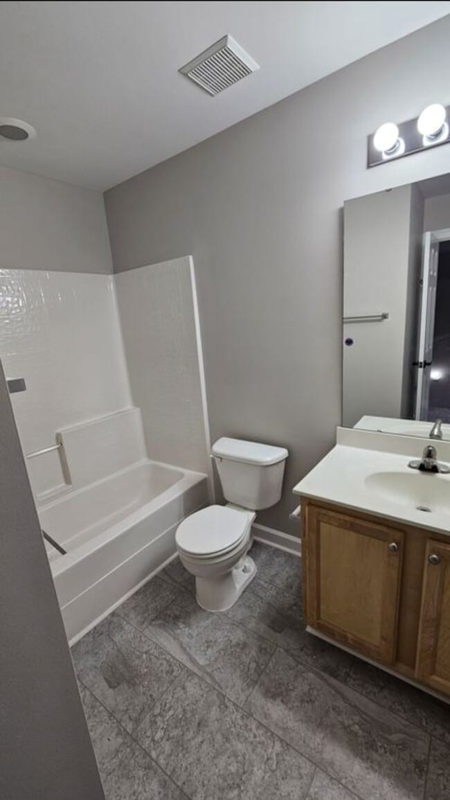 Building Photo - 412 Morning Star Dr