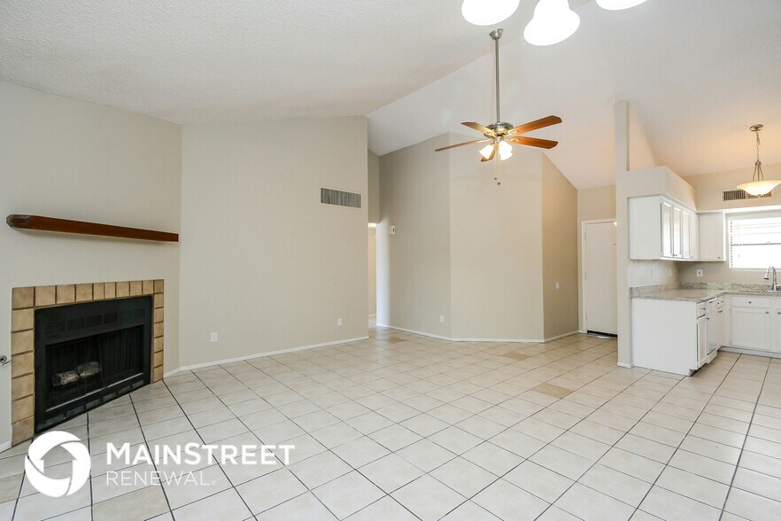 Building Photo - 3119 W Camino Azul