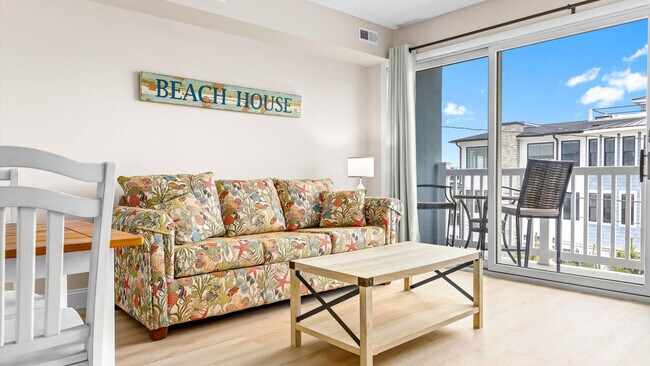 Building Photo - 1401 Ocean Ave