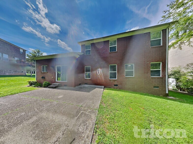 Building Photo - 4620 Van Leer Ct