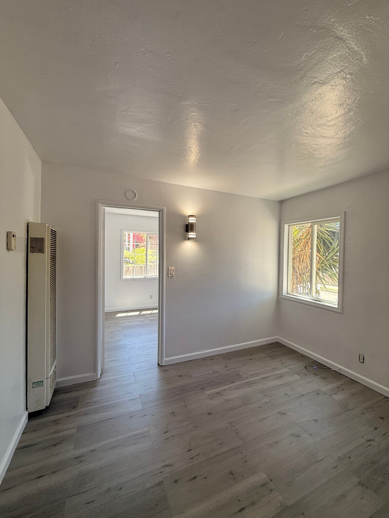 Building Photo - 5360 Brookdale Ave