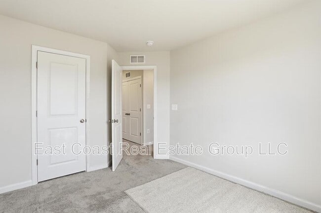 Building Photo - 239 Cooperage Rd