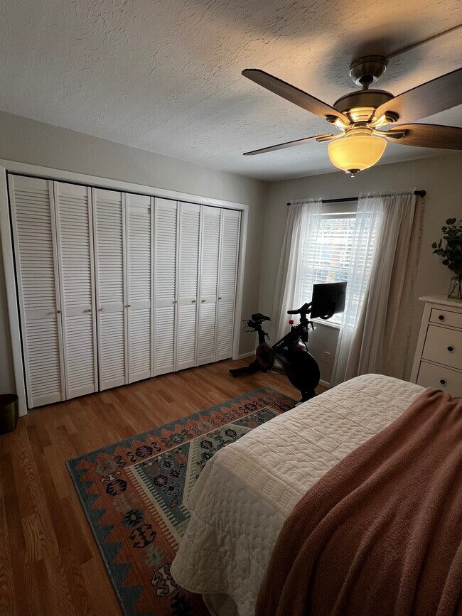 Building Photo - 4611 W North B St