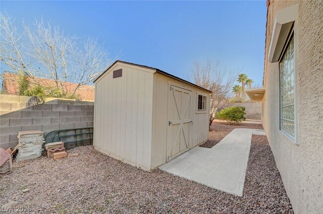 Building Photo - 904 Swift Bear St