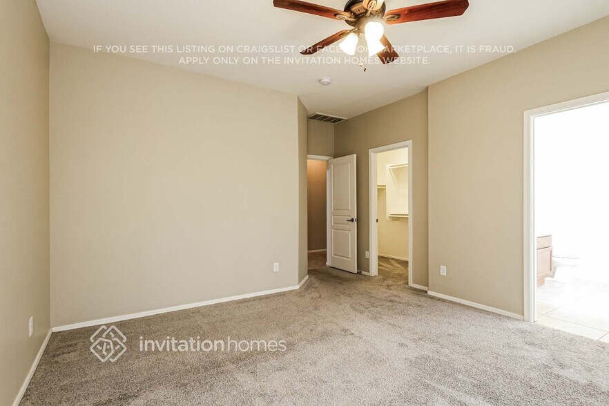 Building Photo - 11737 W Madison St