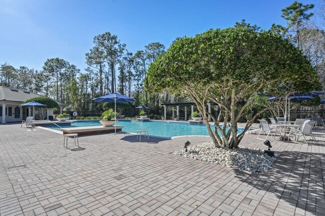 Building Photo - 6451 New Independence Pkwy