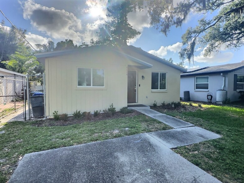 Primary Photo - 4514 S Lockwood Ridge Rd
