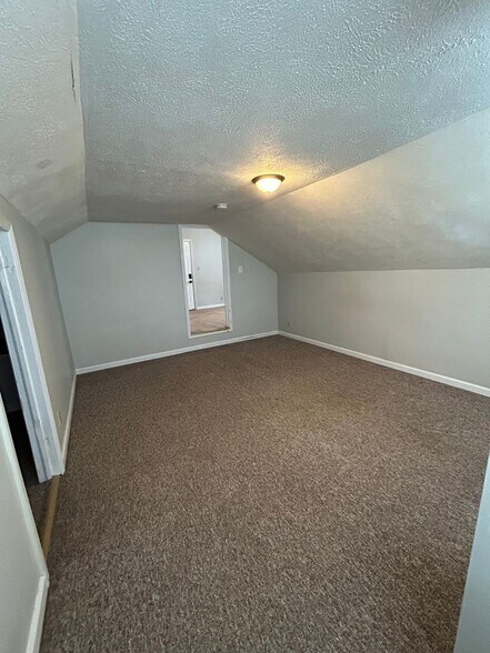 Building Photo - 1402 Alabama St