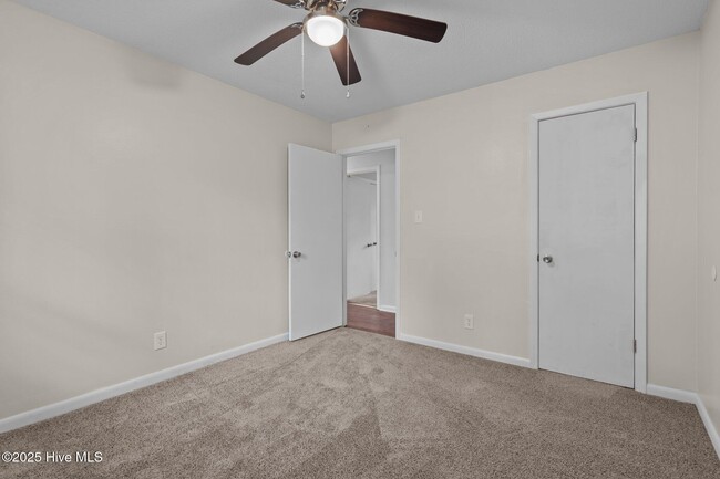 Building Photo - 5364 Silver Pine Dr