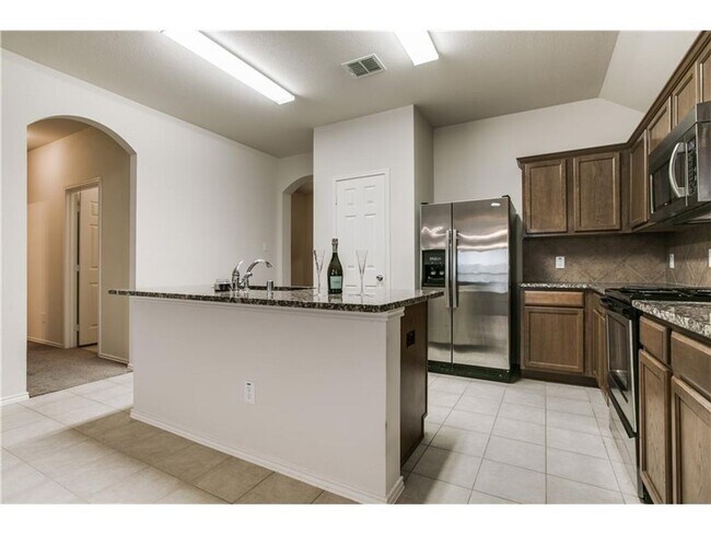 Building Photo - Welcome Home 3-2-2 Melissa ISD