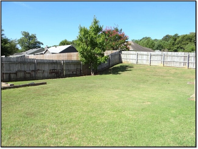 Building Photo - 101 Stone Rd