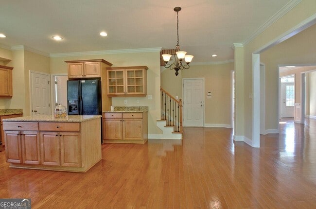 Building Photo - 170 Diana Dr