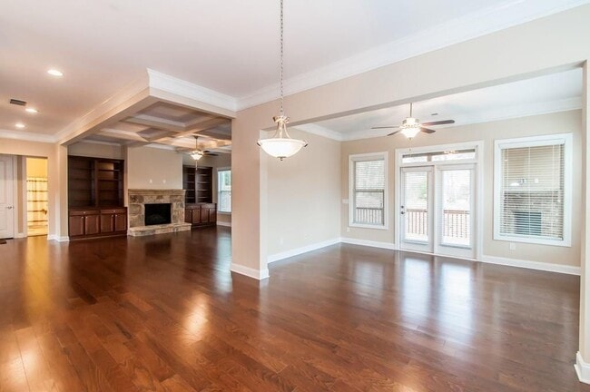 Building Photo - 4505 Summersweet Dr