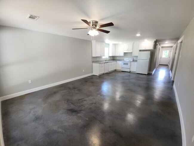 Building Photo - 1539-1539 N 2nd St