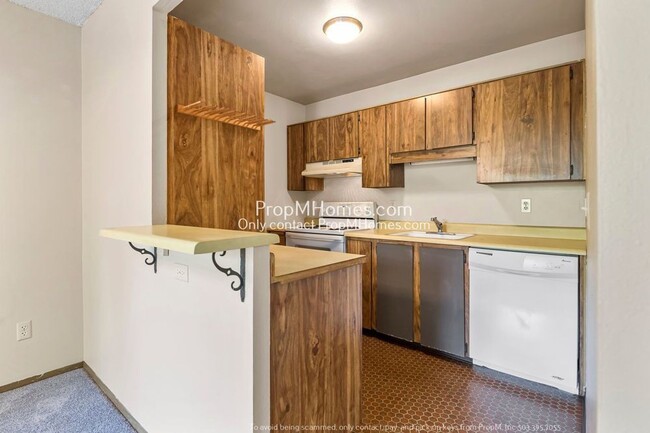 Building Photo - Chic One Bedroom Sylvan Heights Condo - A ...