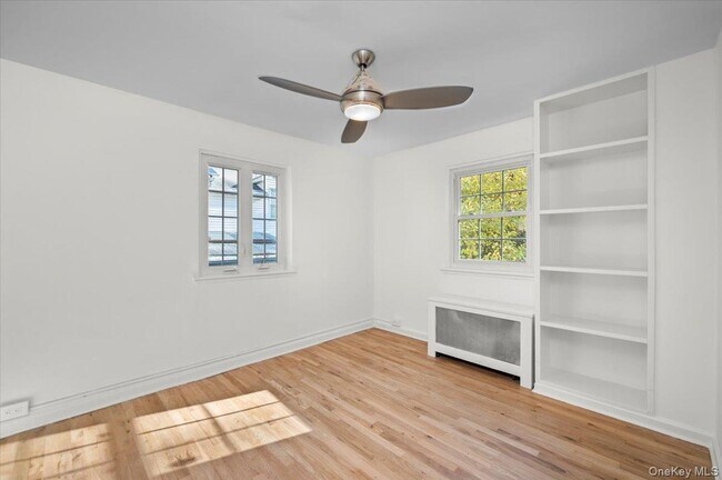 Building Photo - 115 Coolidge Ave