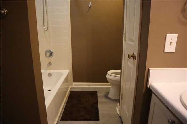 Building Photo - 1103 Garden Ct