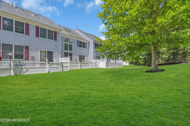 Building Photo - 10 Deepwater Cir