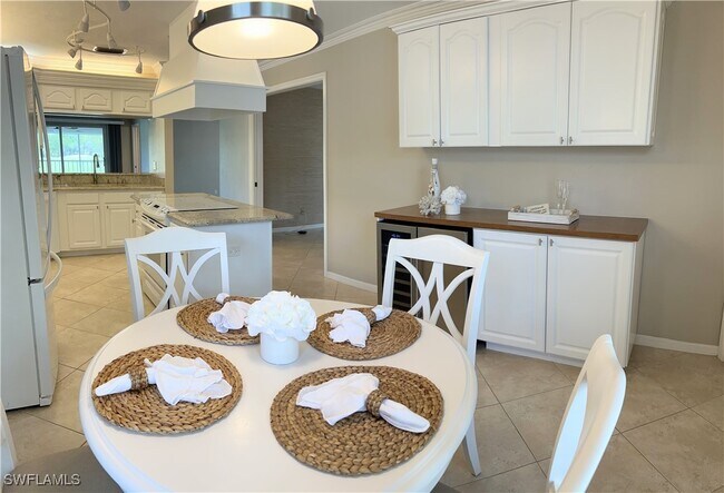 Building Photo - 221 Via Perignon