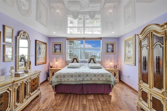 Building Photo - 1833 S Ocean Dr