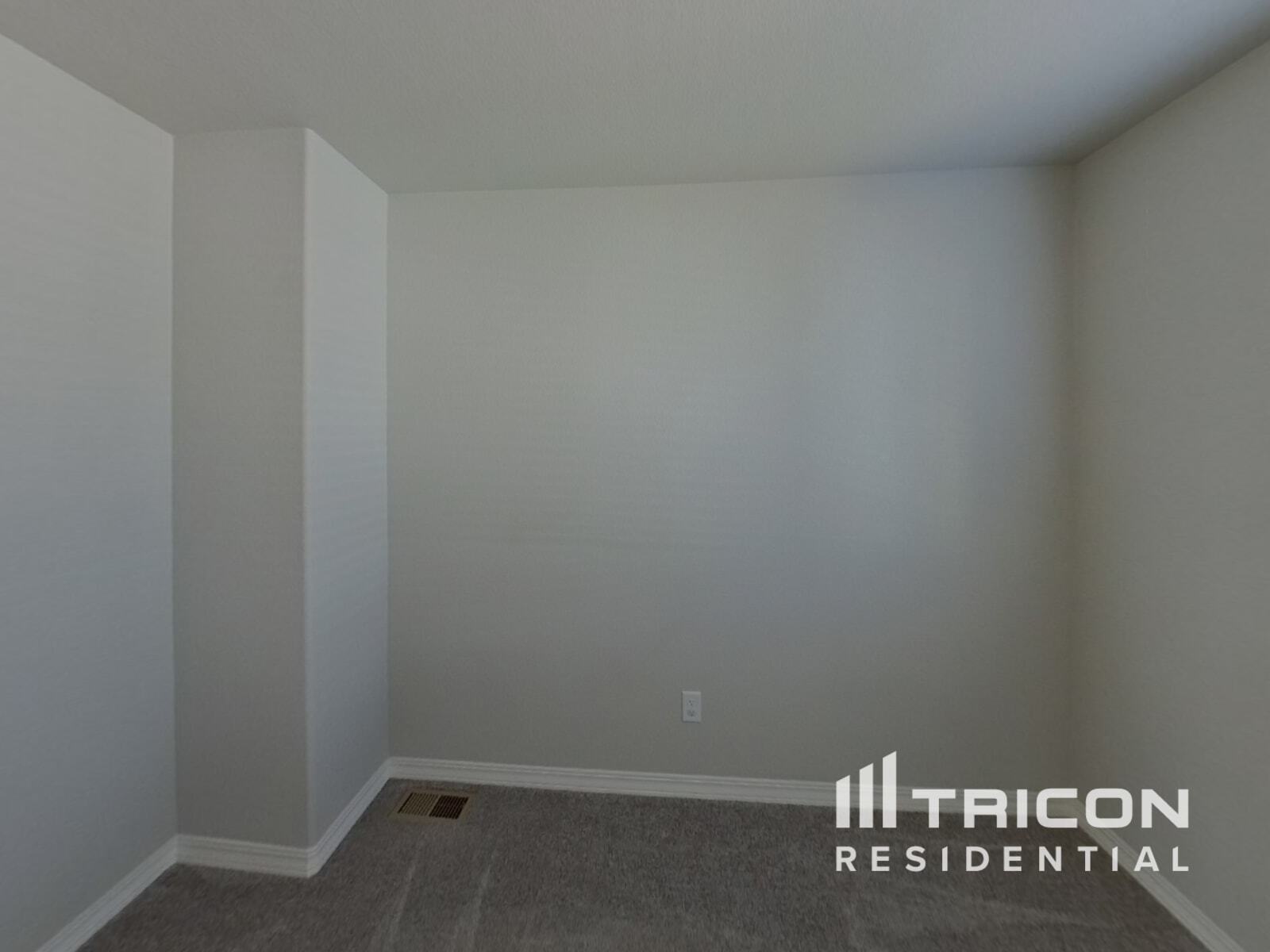 Building Photo - 818 Grissom Dr.