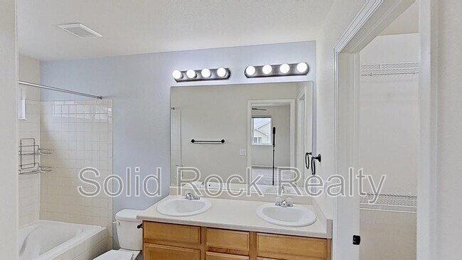 Building Photo - 4524 Brylie Way