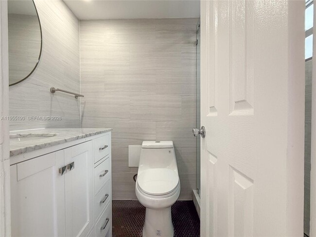 Building Photo - 4141 Nautilus Dr