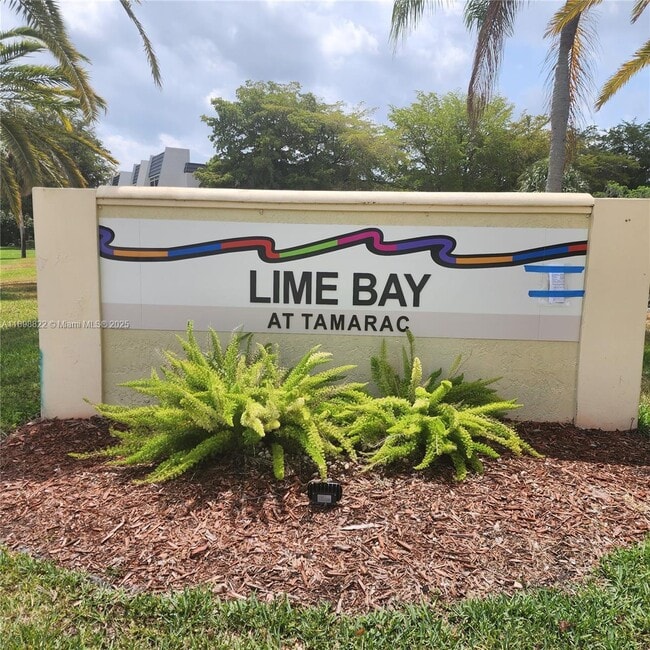 Building Photo - 9101 Lime Bay Blvd