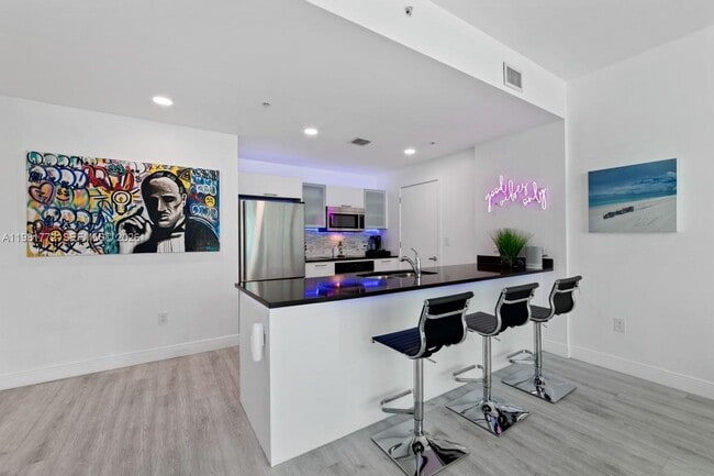 Building Photo - 3301 NE 1st Ave