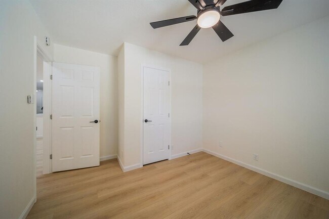 Building Photo - 5005 Cape Verde Cove