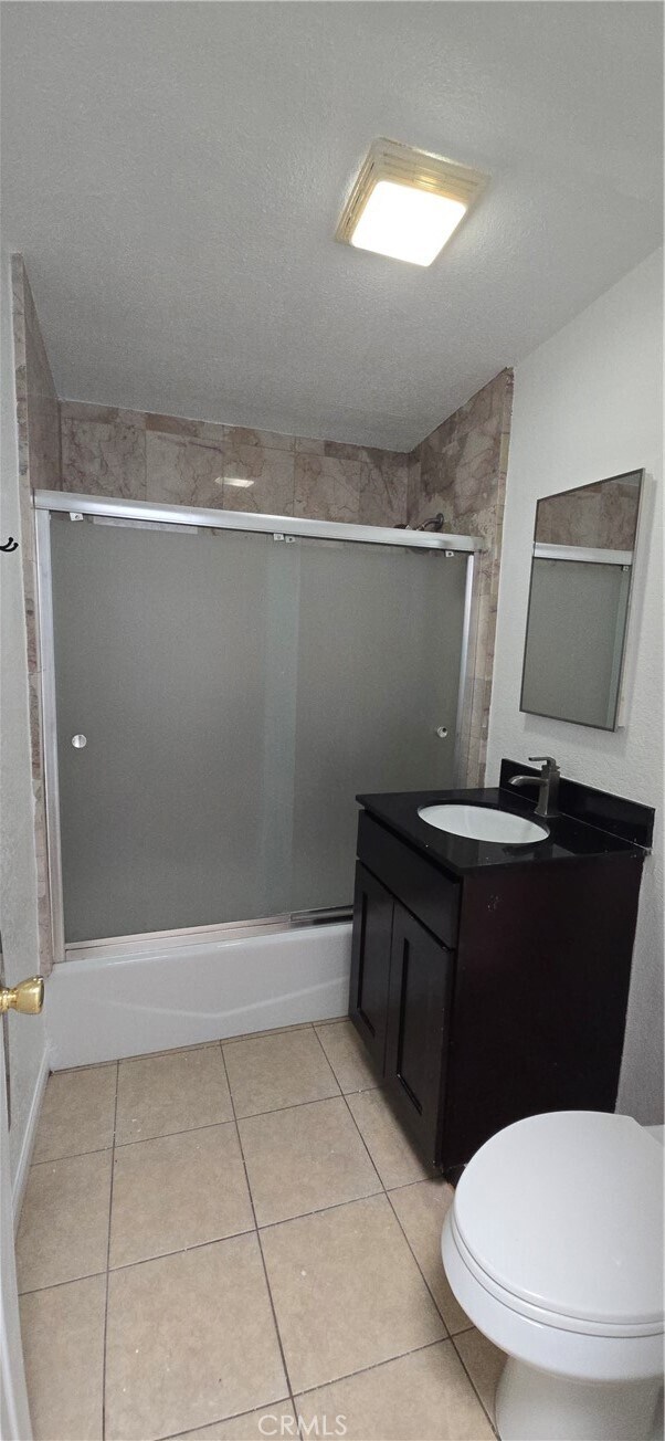 Building Photo - 21780 Snow View Dr