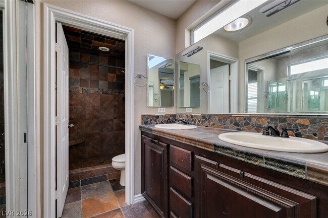 Building Photo - 8233 Shaded Arbors St