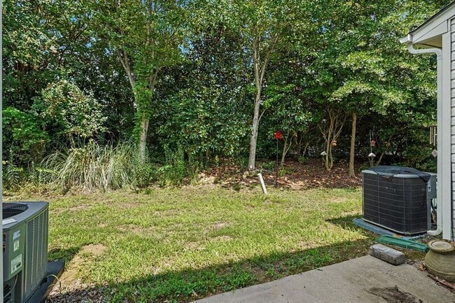 Building Photo - 2224 Winthrop Chase Dr