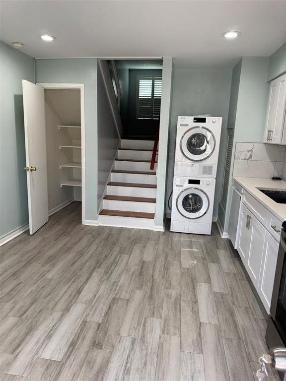 Building Photo - 4517 W La Villa Ln
