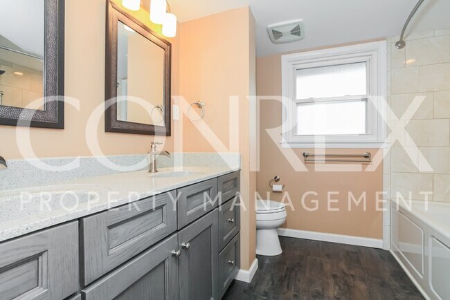 Building Photo - Unique Quad Level Home