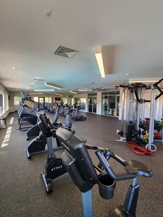 Building Photo - 8118 NW 42nd St