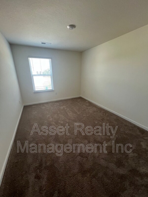 Building Photo - 3031 Nicole Cir