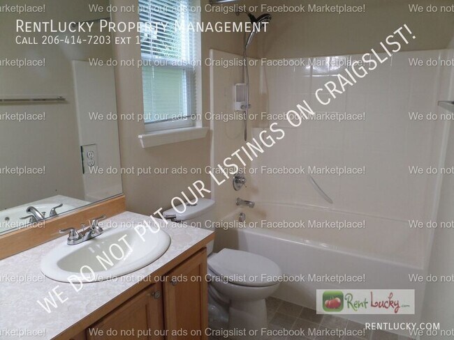 Building Photo - 111 203rd St SE