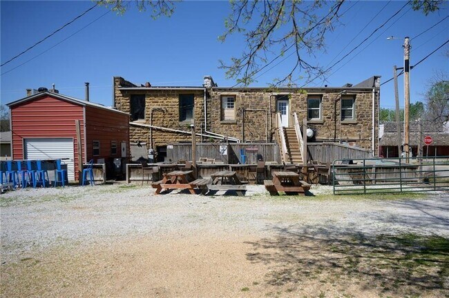 Building Photo - 4304 S Main St