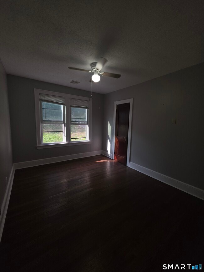 Building Photo - 311 Farmington Ave