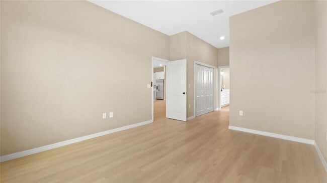 Building Photo - 13639 Begonia Cir